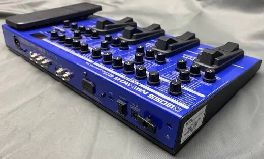 BOSS - ME-90B Bass Multi-Effects Processor 2